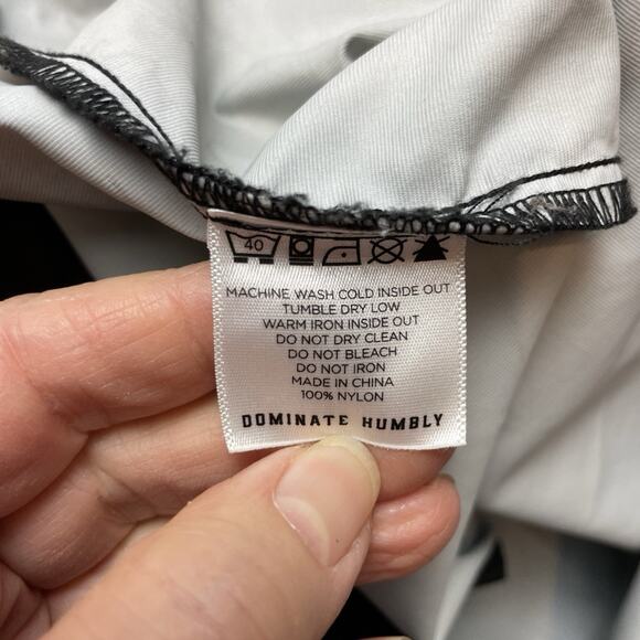 The Barbell Brigade Jacket Mens M Black Nylon Snap Up Pockets Back Graphic Gym - Picture 5 of 10